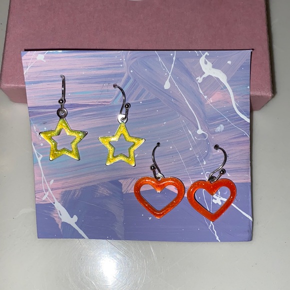 Earring set - hanging - Picture 1 of 3
